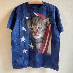 The Mountain Adult T-shirt Blue Tie Dye cat Flag Design Multicolor USA Size XL